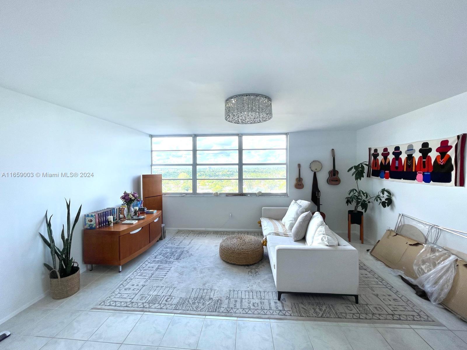 BUCKLEY TOWERS CONDO - EA - Residential