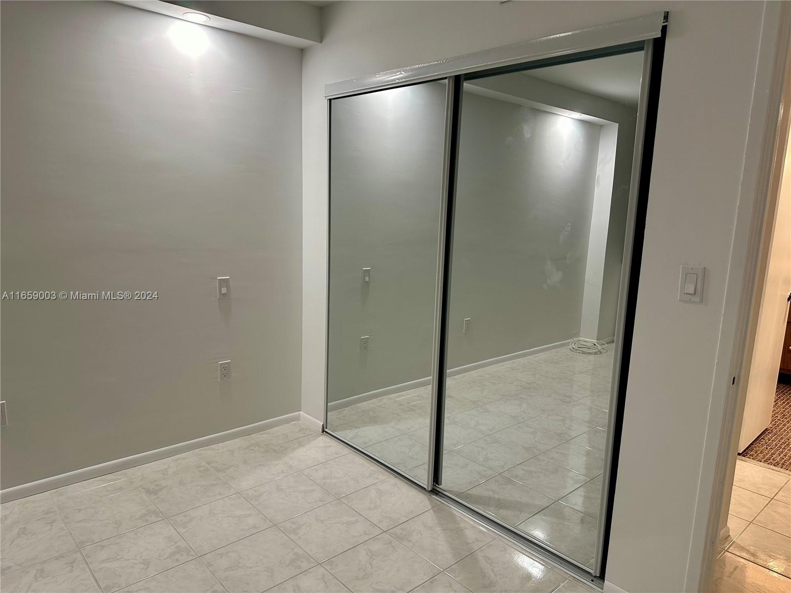 BUCKLEY TOWERS CONDO - EA - Residential