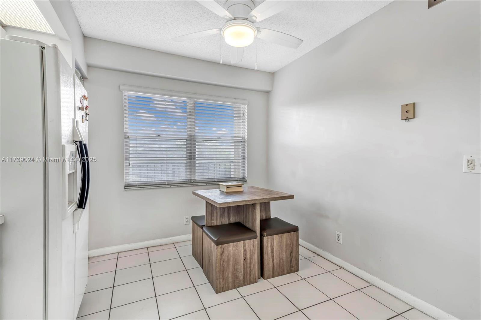 CAMBRIDGE AT CENTURY VILL - Residential