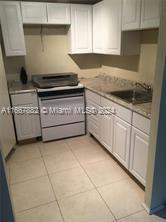 KINGS POINT FLANDERS COND - Residential