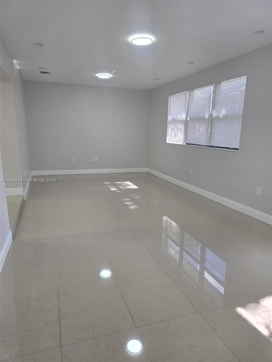 DOUGLAS ESTS - Residential