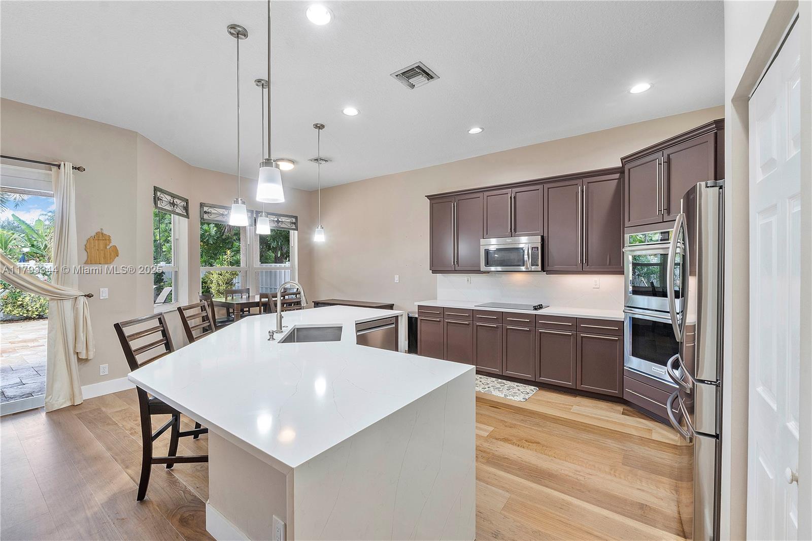 CORAL CREEK REPLAT NO 5 - Residential