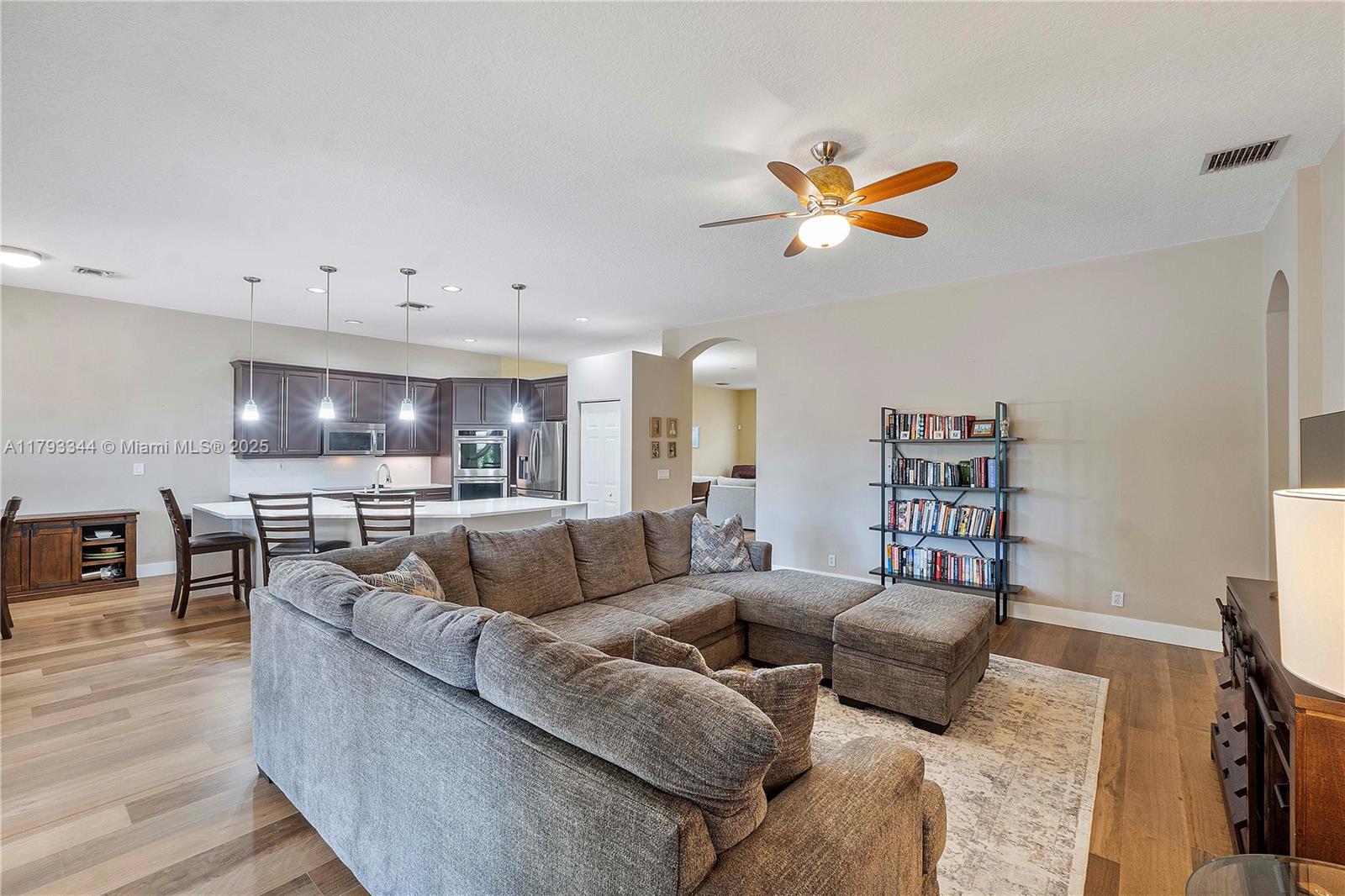 CORAL CREEK REPLAT NO 5 - Residential