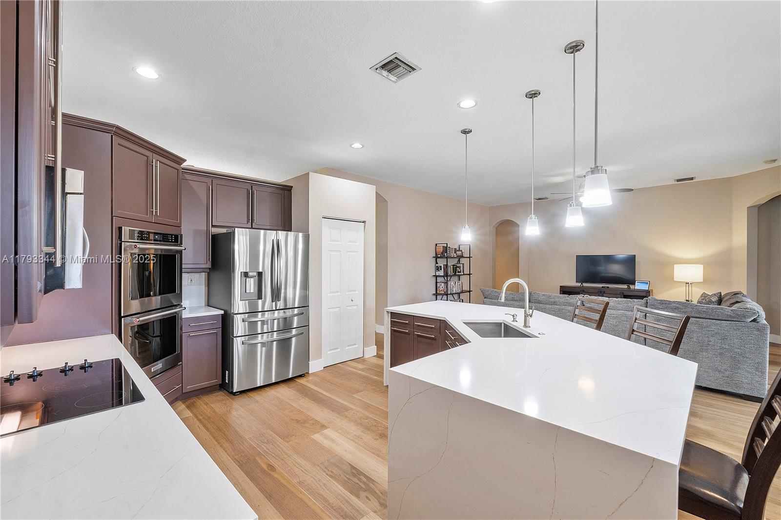 CORAL CREEK REPLAT NO 5 - Residential