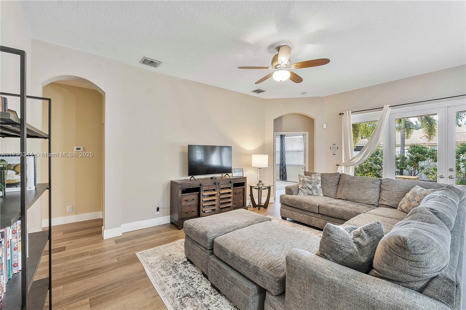 CORAL CREEK REPLAT NO 5 - Residential