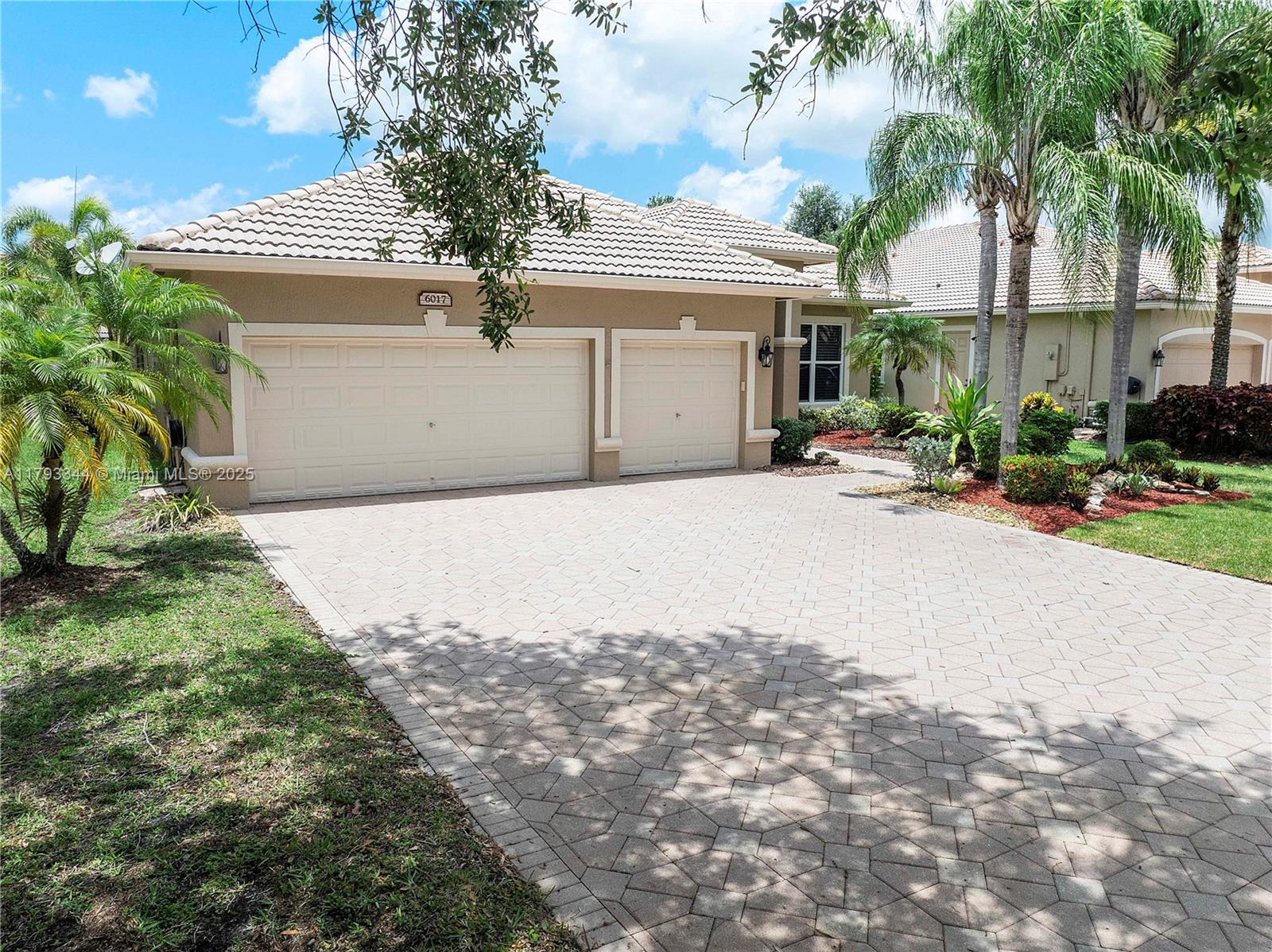 CORAL CREEK REPLAT NO 5 - Residential