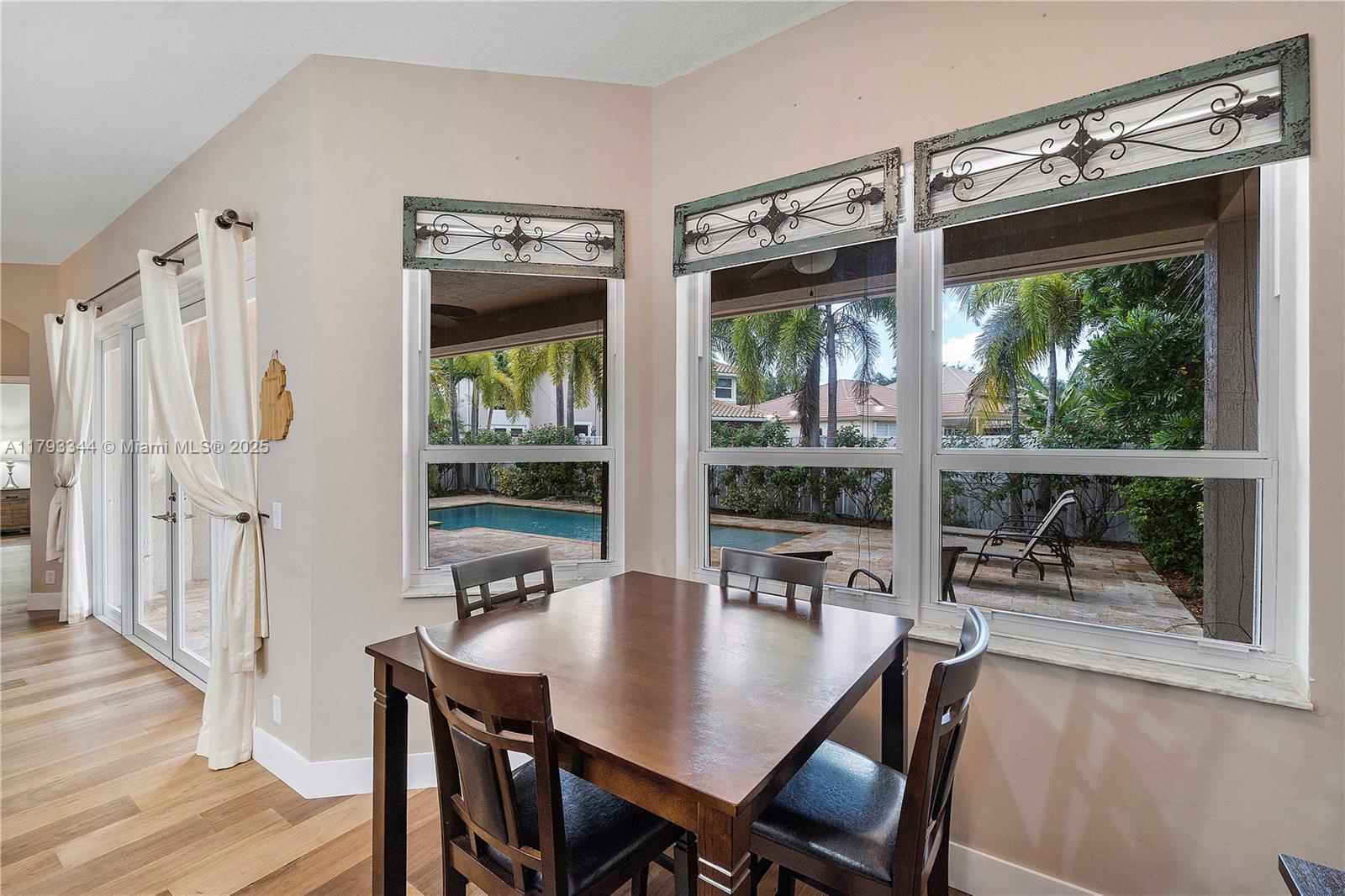 CORAL CREEK REPLAT NO 5 - Residential