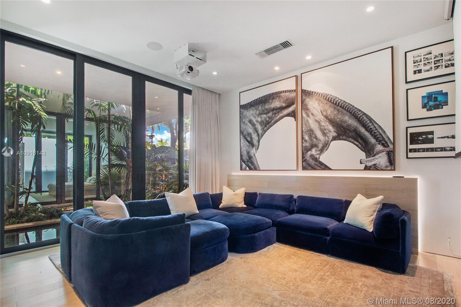 SUNSET ISLANDS-ISLAND NO - Residential