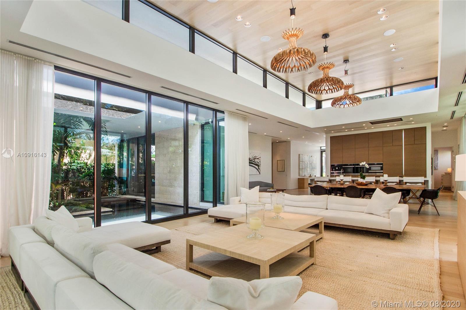 SUNSET ISLANDS-ISLAND NO - Residential