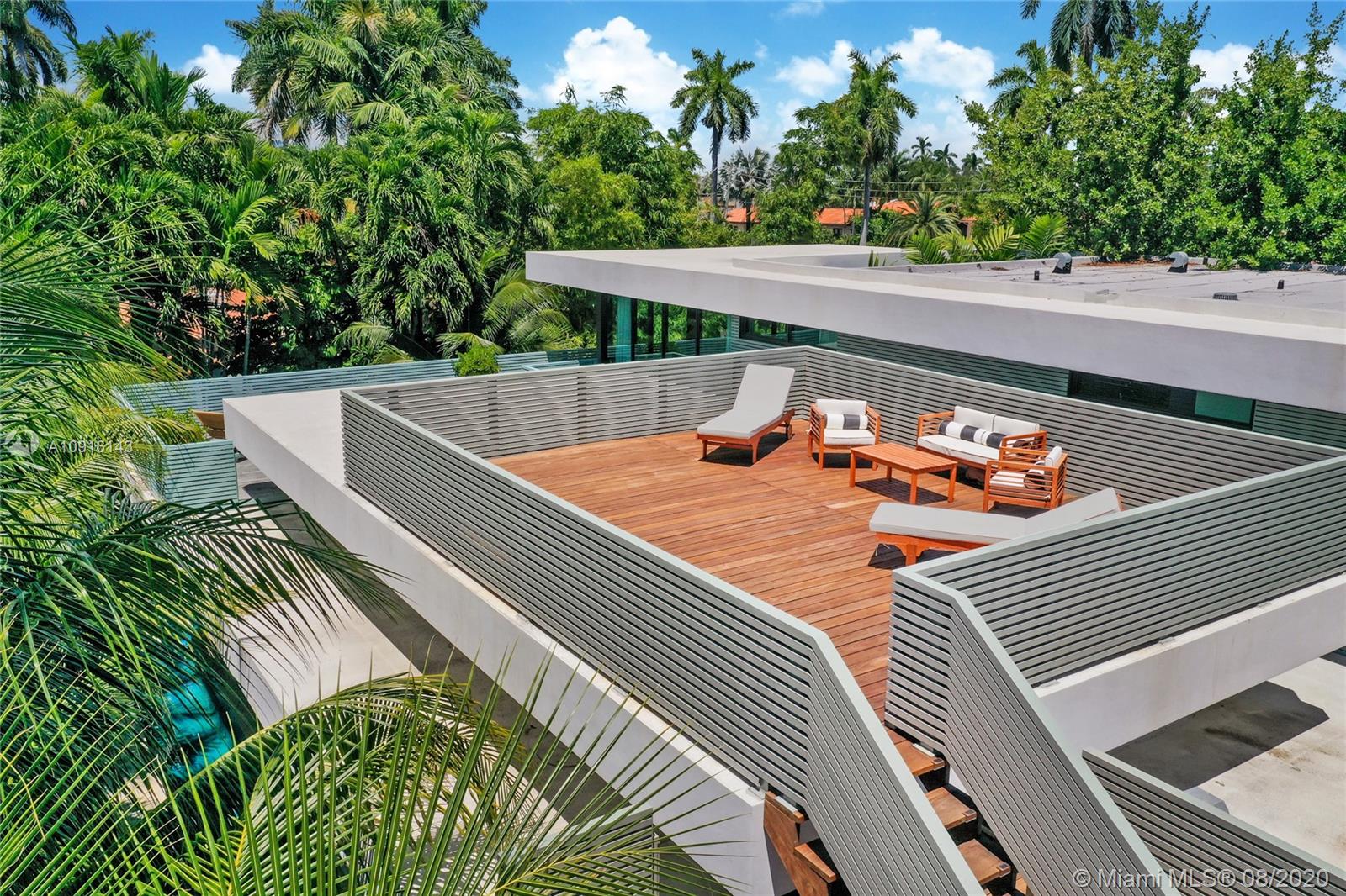 SUNSET ISLANDS-ISLAND NO - Residential