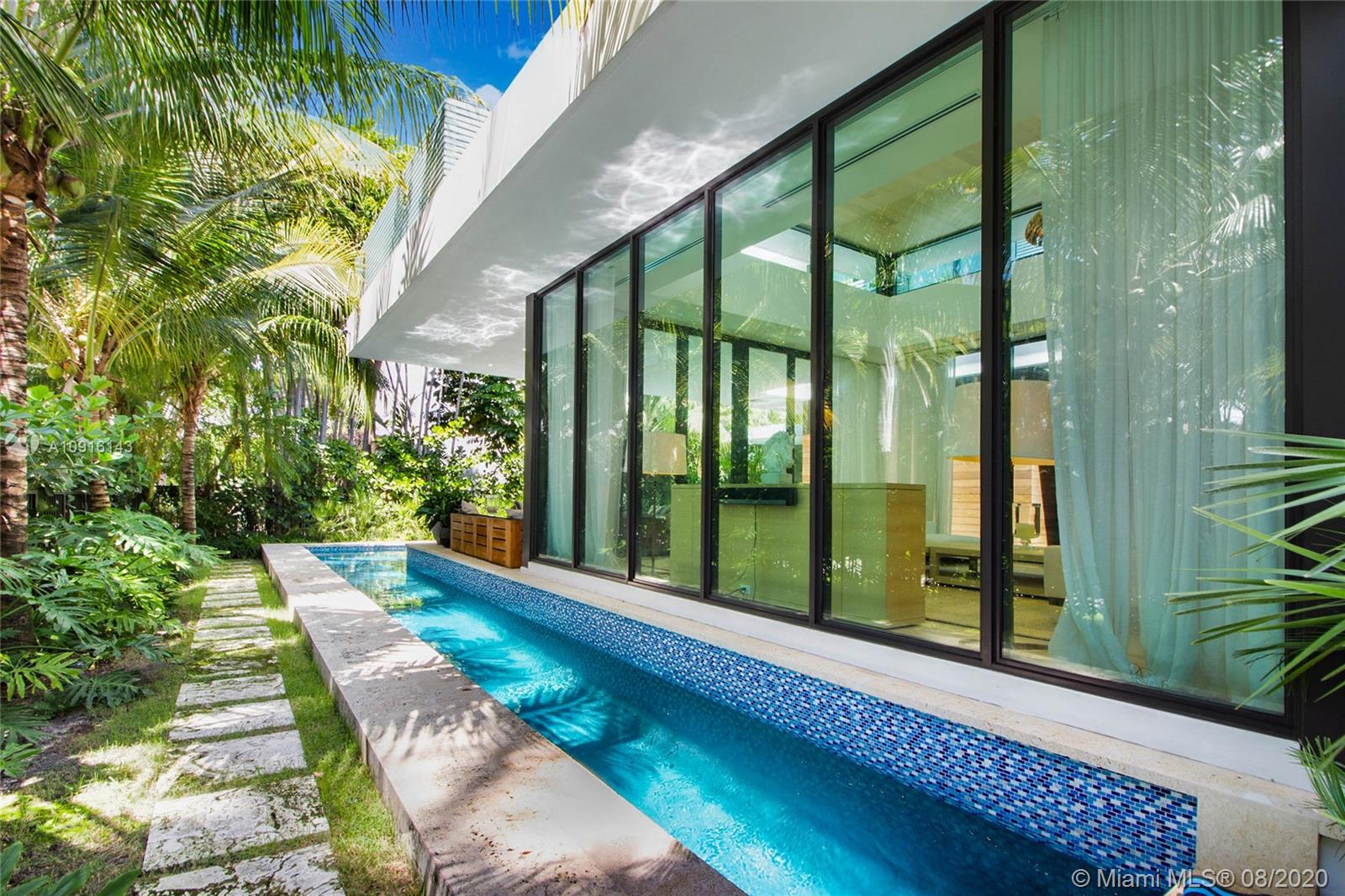 SUNSET ISLANDS-ISLAND NO - Residential