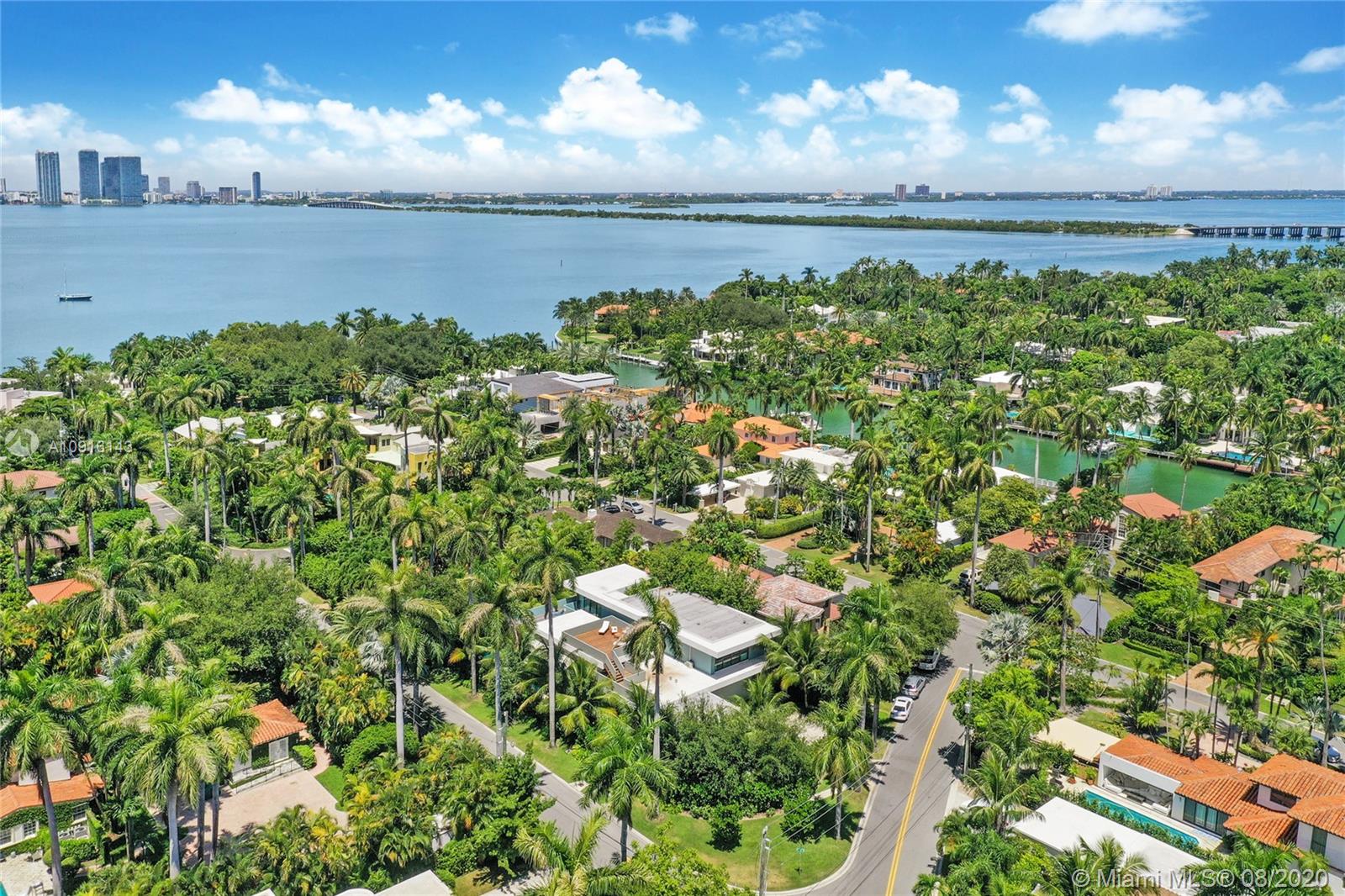 SUNSET ISLANDS-ISLAND NO - Residential