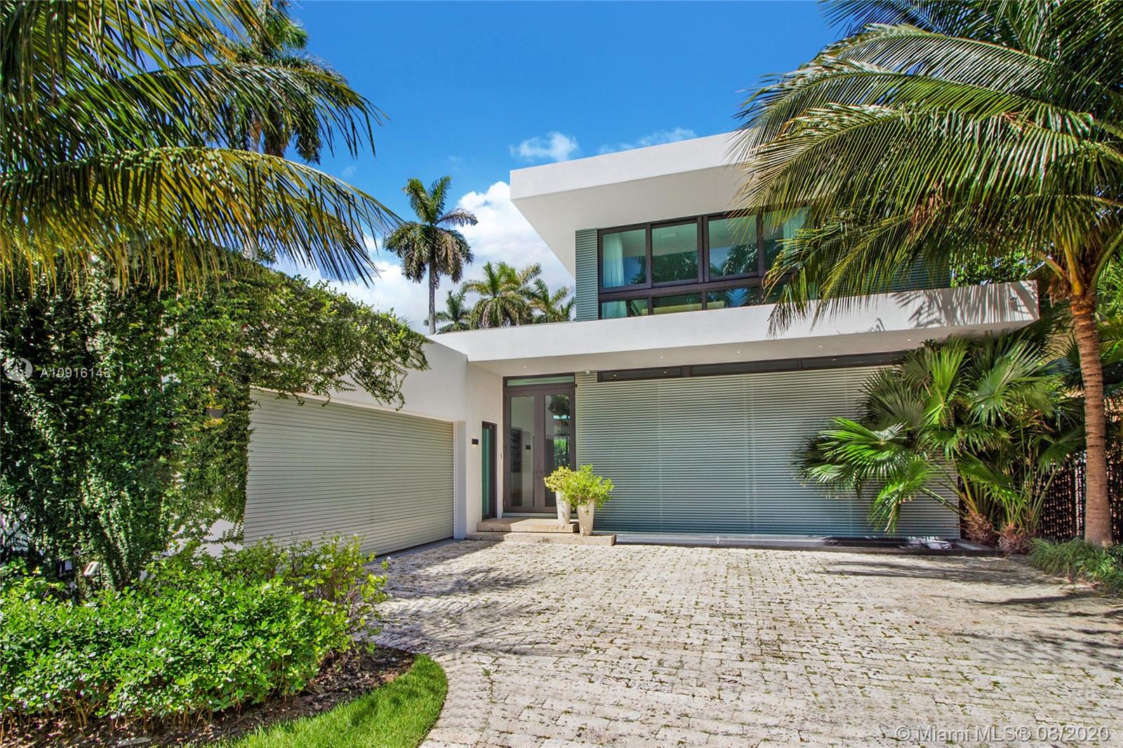 SUNSET ISLANDS-ISLAND NO - Residential