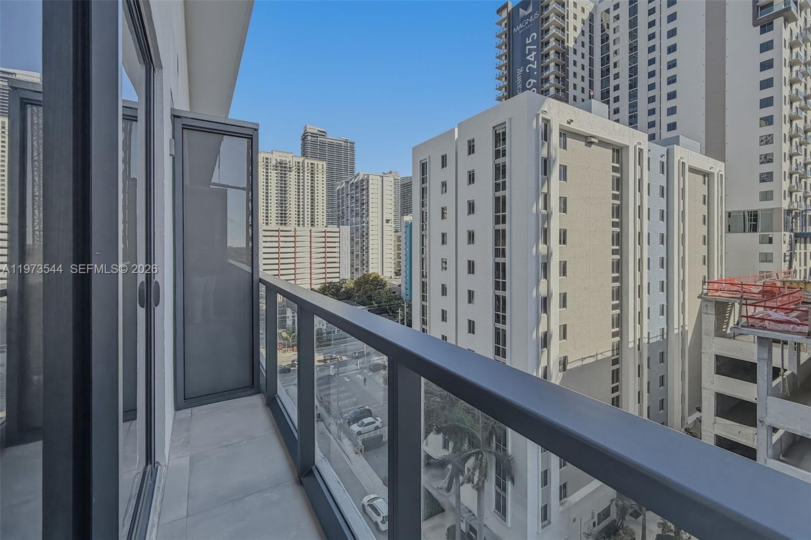 SMART BRICKELL LODGING 1 C - Residential
