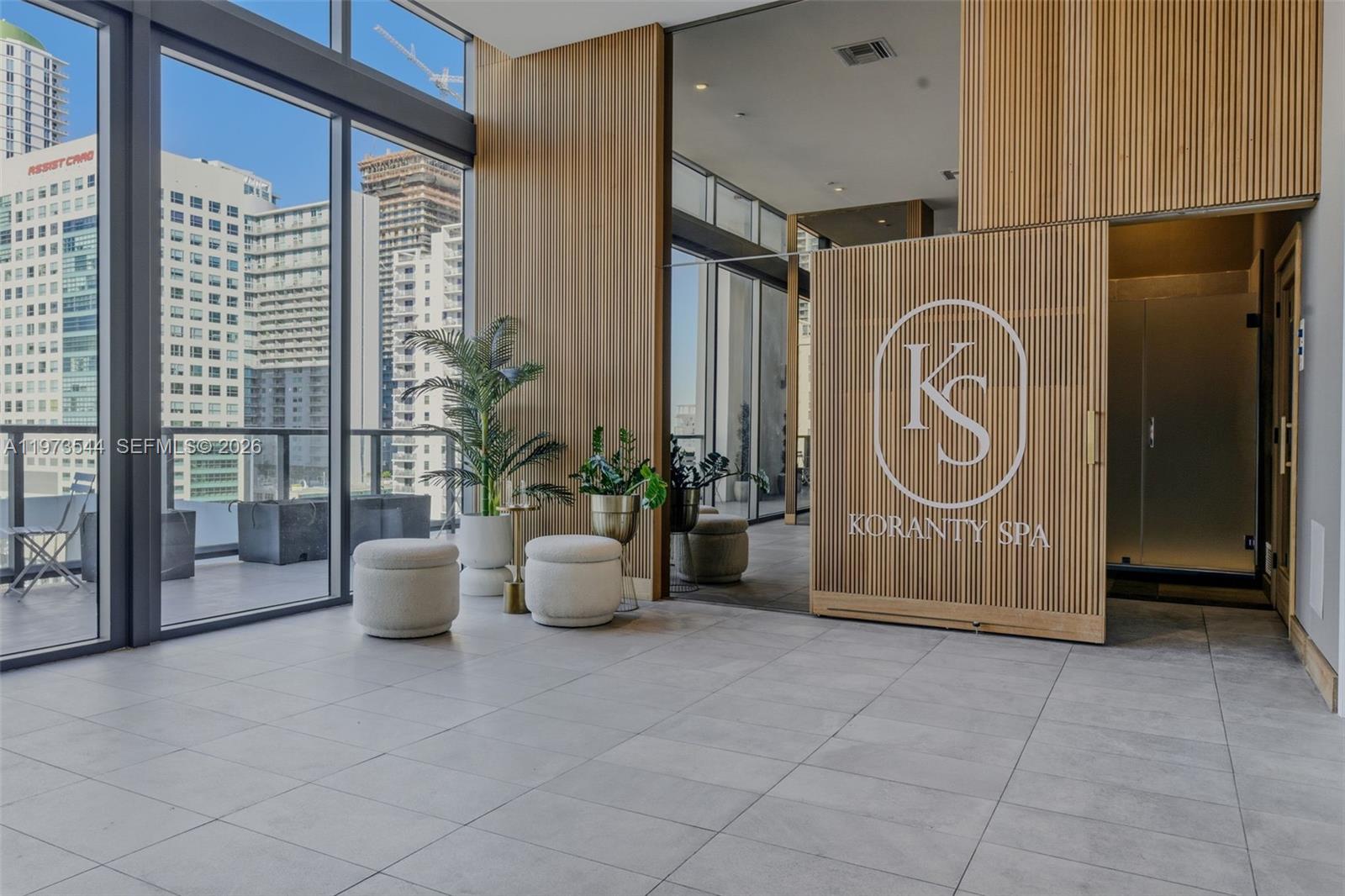 SMART BRICKELL LODGING 1 C - Residential