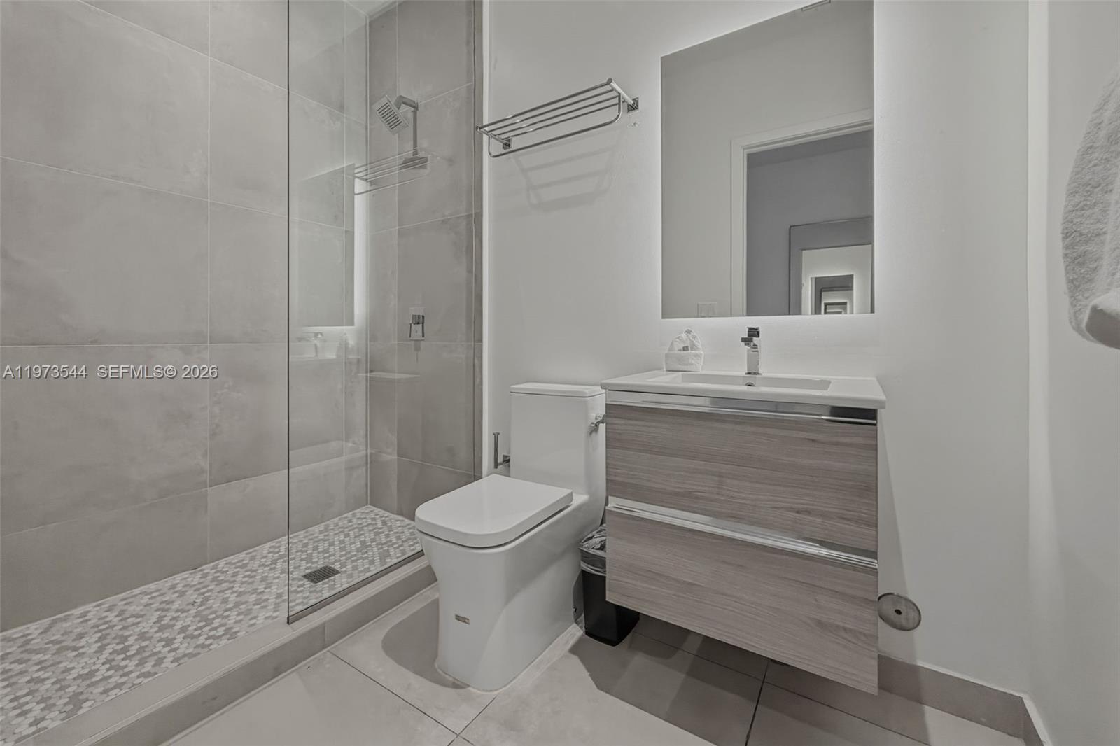 SMART BRICKELL LODGING 1 C - Residential