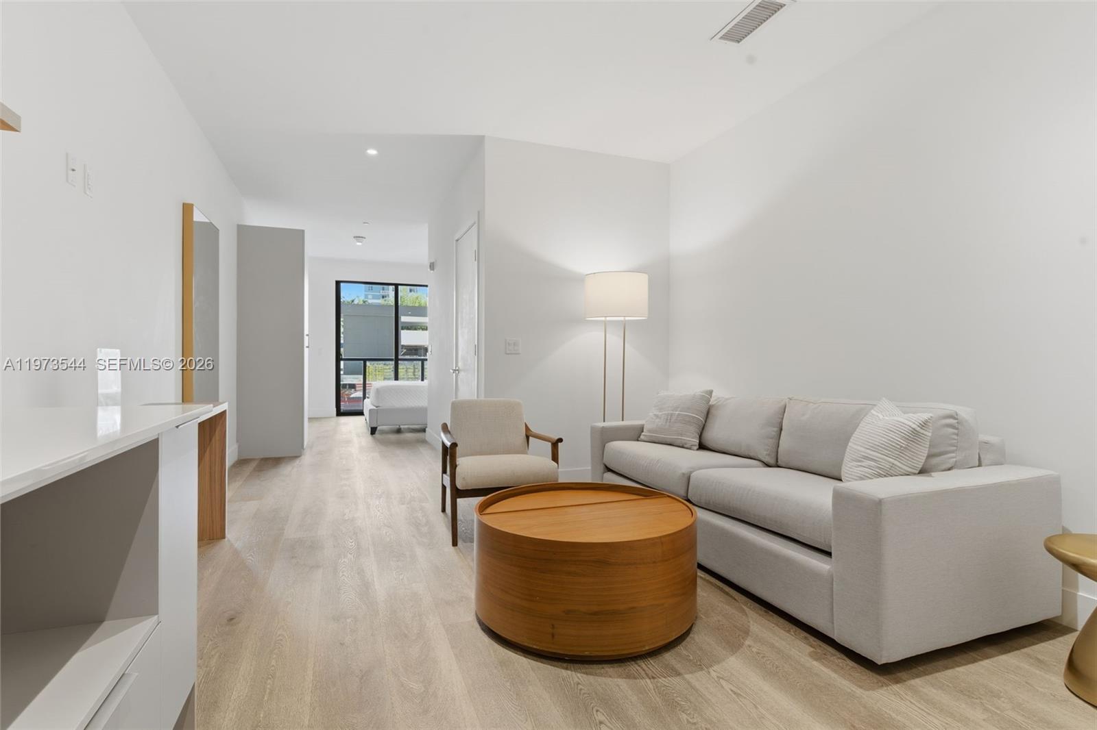 SMART BRICKELL LODGING 1 C - Residential