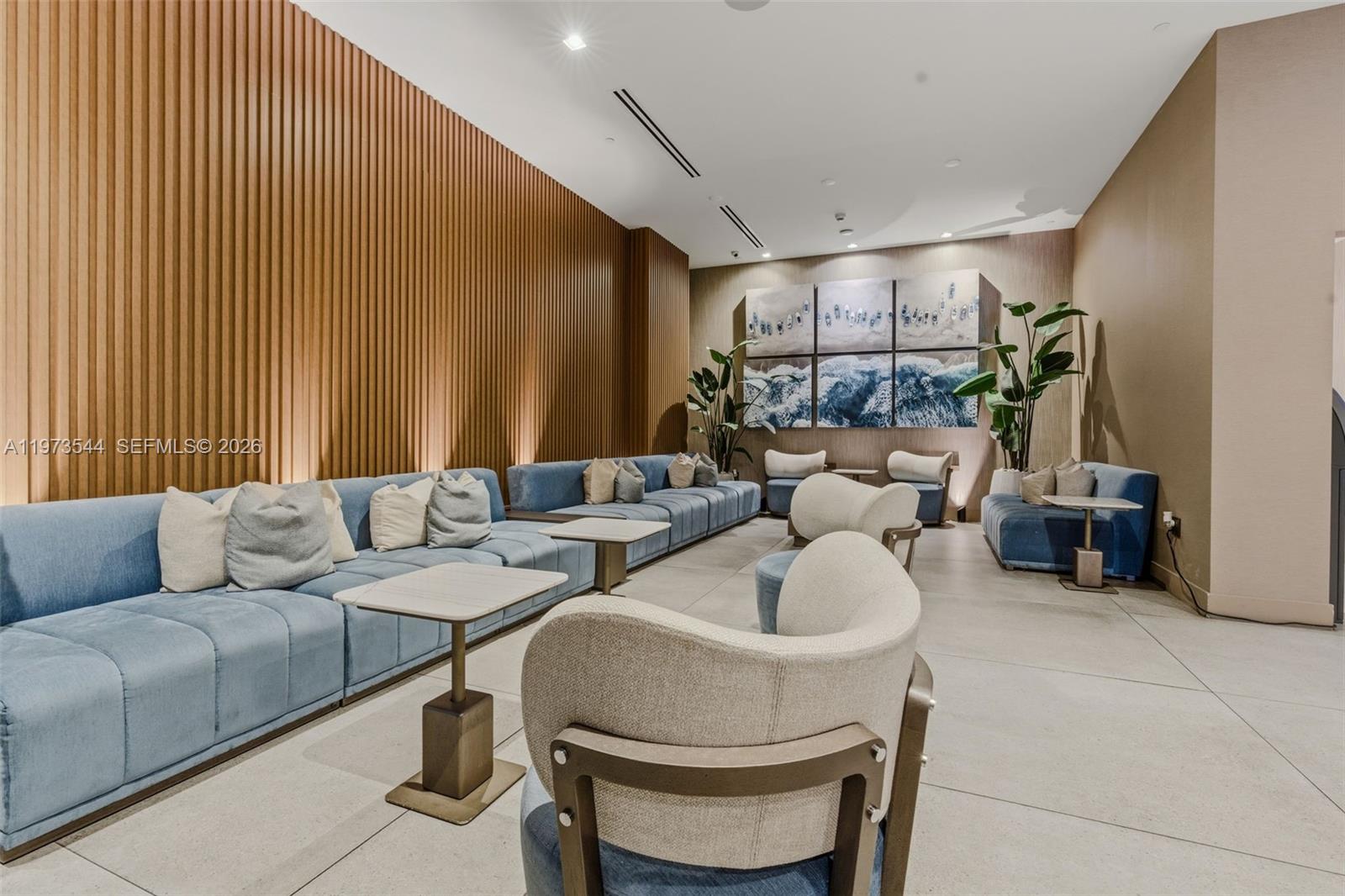 SMART BRICKELL LODGING 1 C - Residential