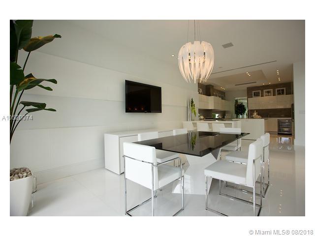 GOLDEN BEACH SEC E - Residential
