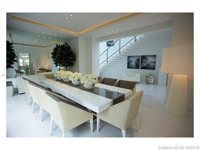 GOLDEN BEACH SEC E - Residential
