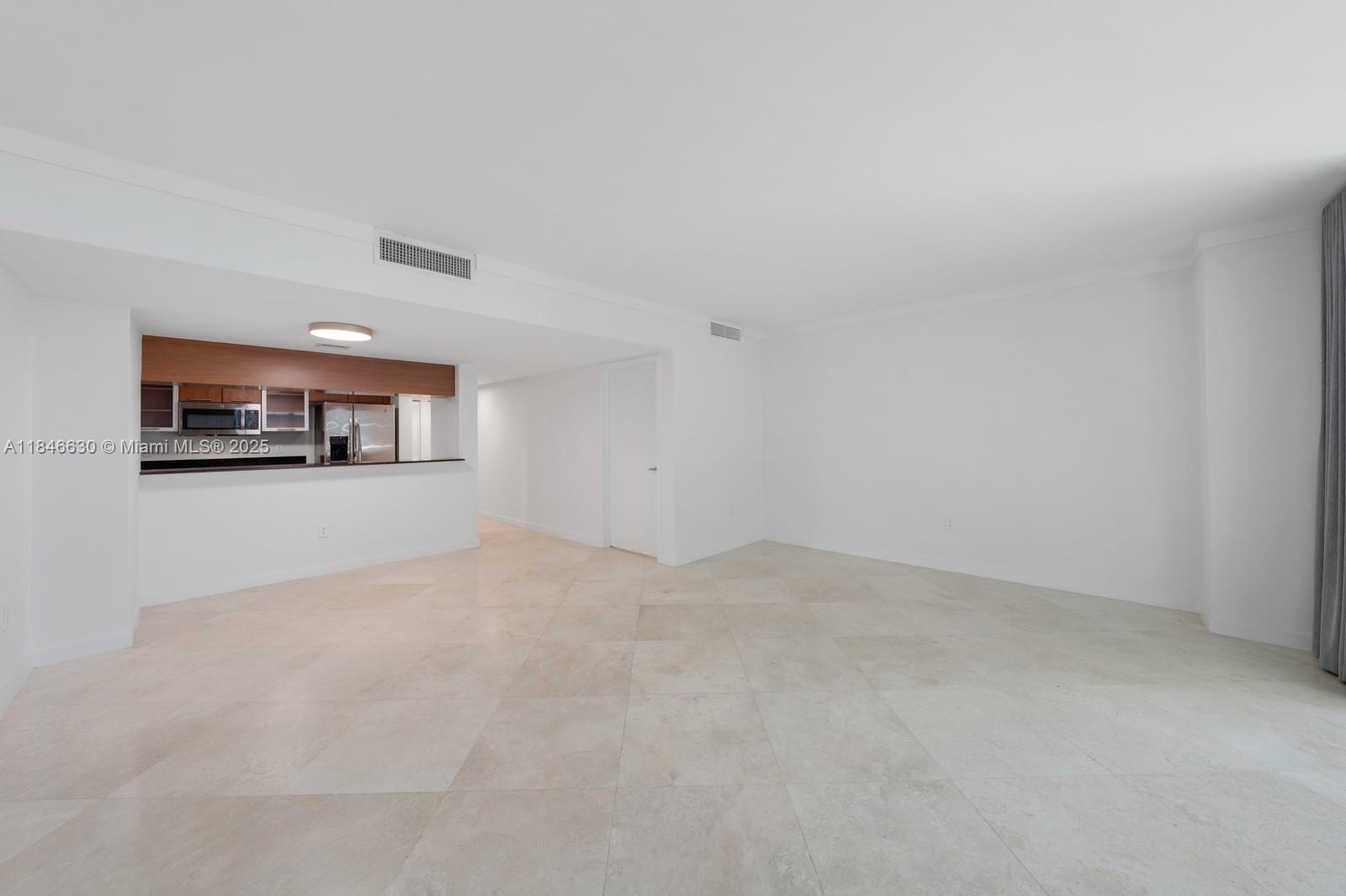 1800 N Bayshore Dr 2511