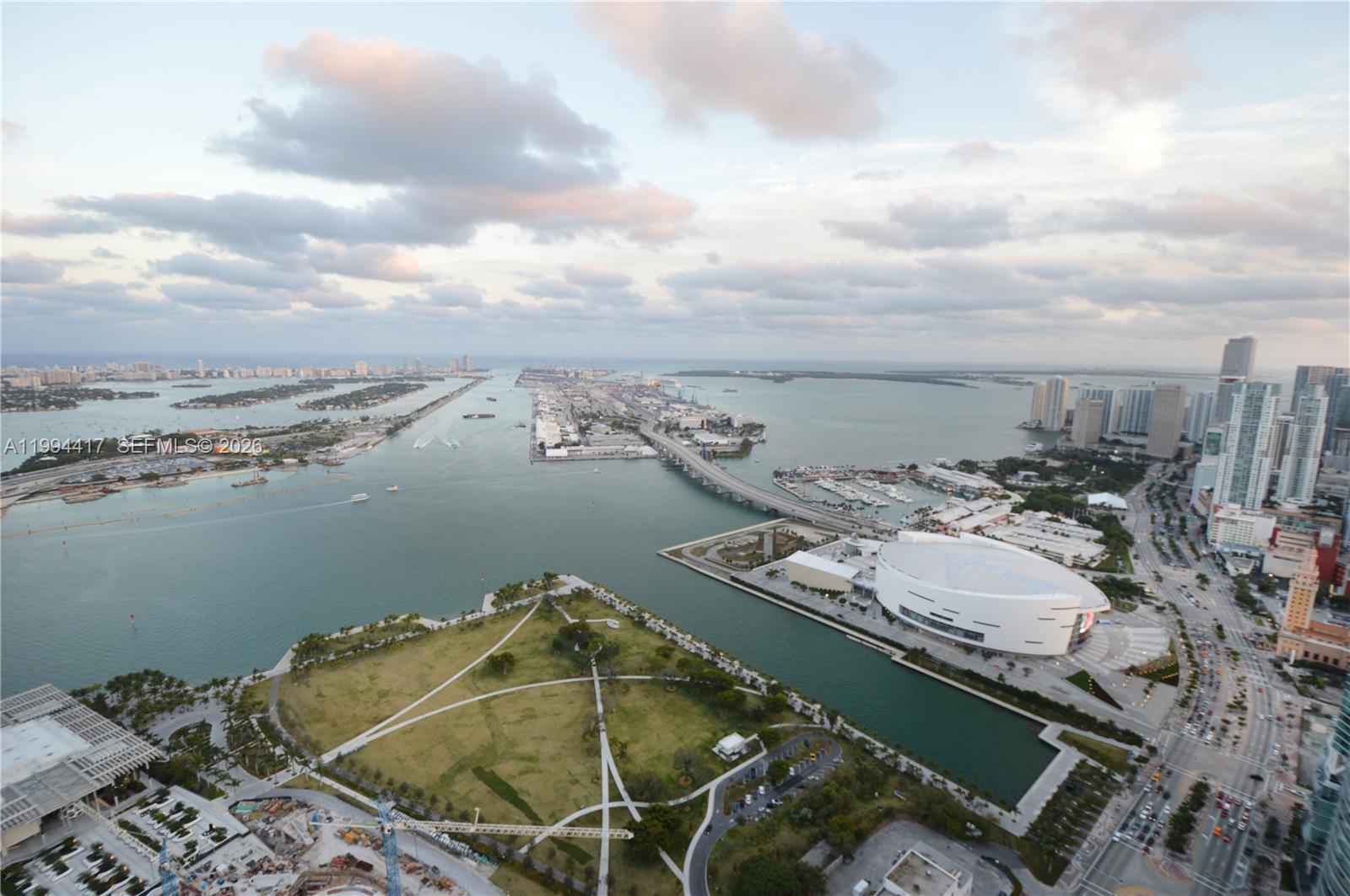 1100 Biscayne Blvd 6104