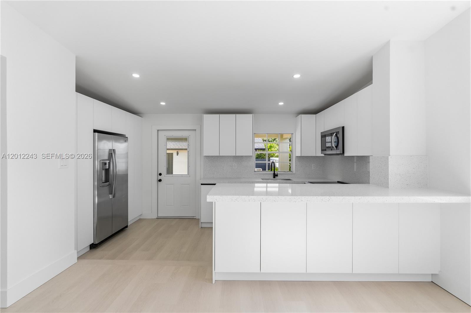 PALM AVE HIGHLANDS - Residential