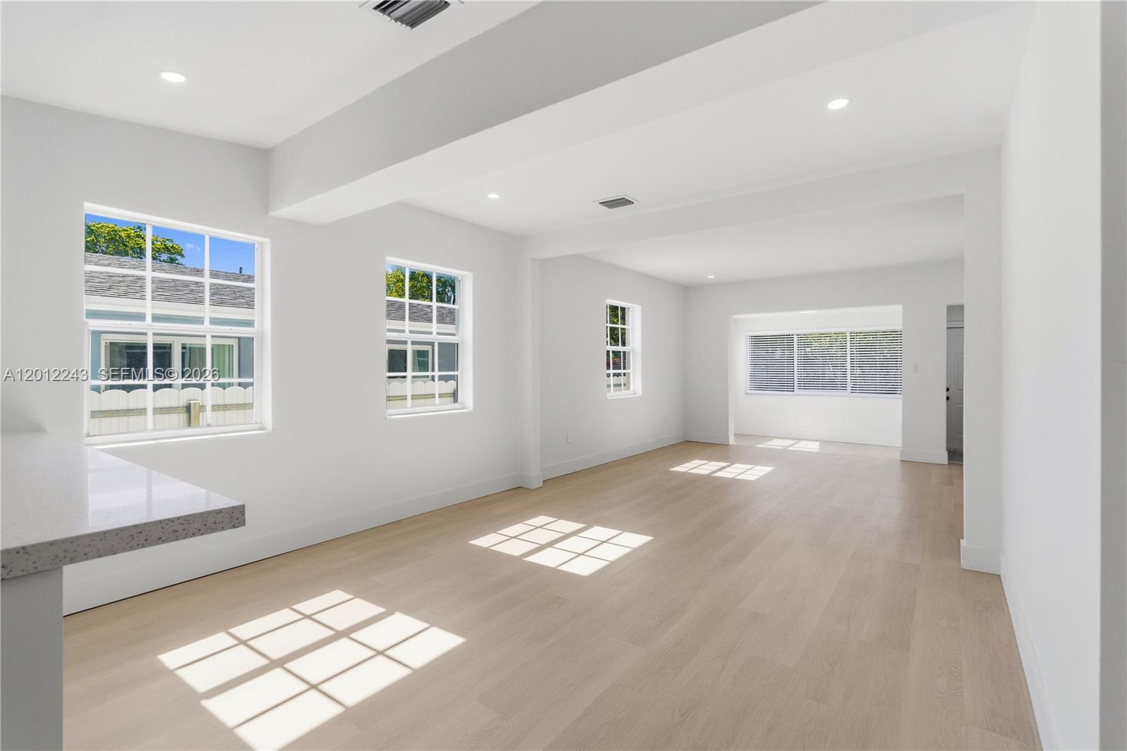 PALM AVE HIGHLANDS - Residential