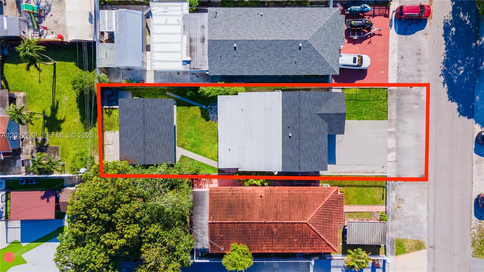 PALM AVE HIGHLANDS - Residential