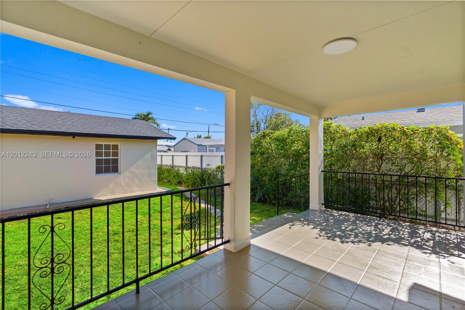 PALM AVE HIGHLANDS - Residential