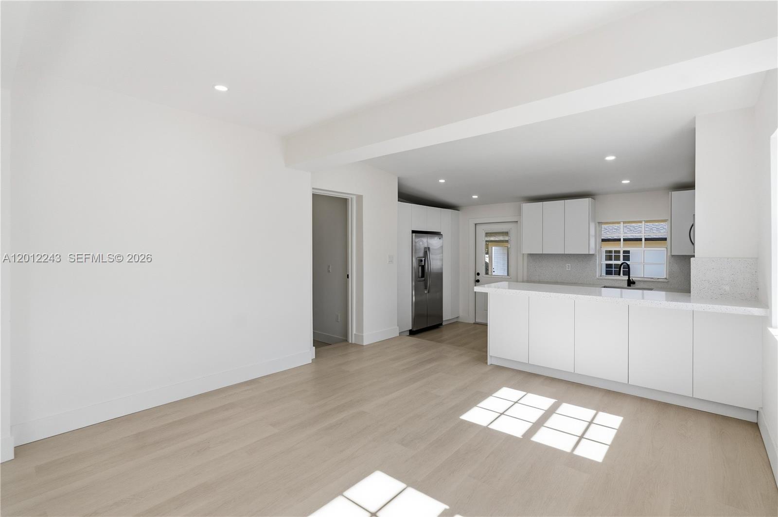 PALM AVE HIGHLANDS - Residential