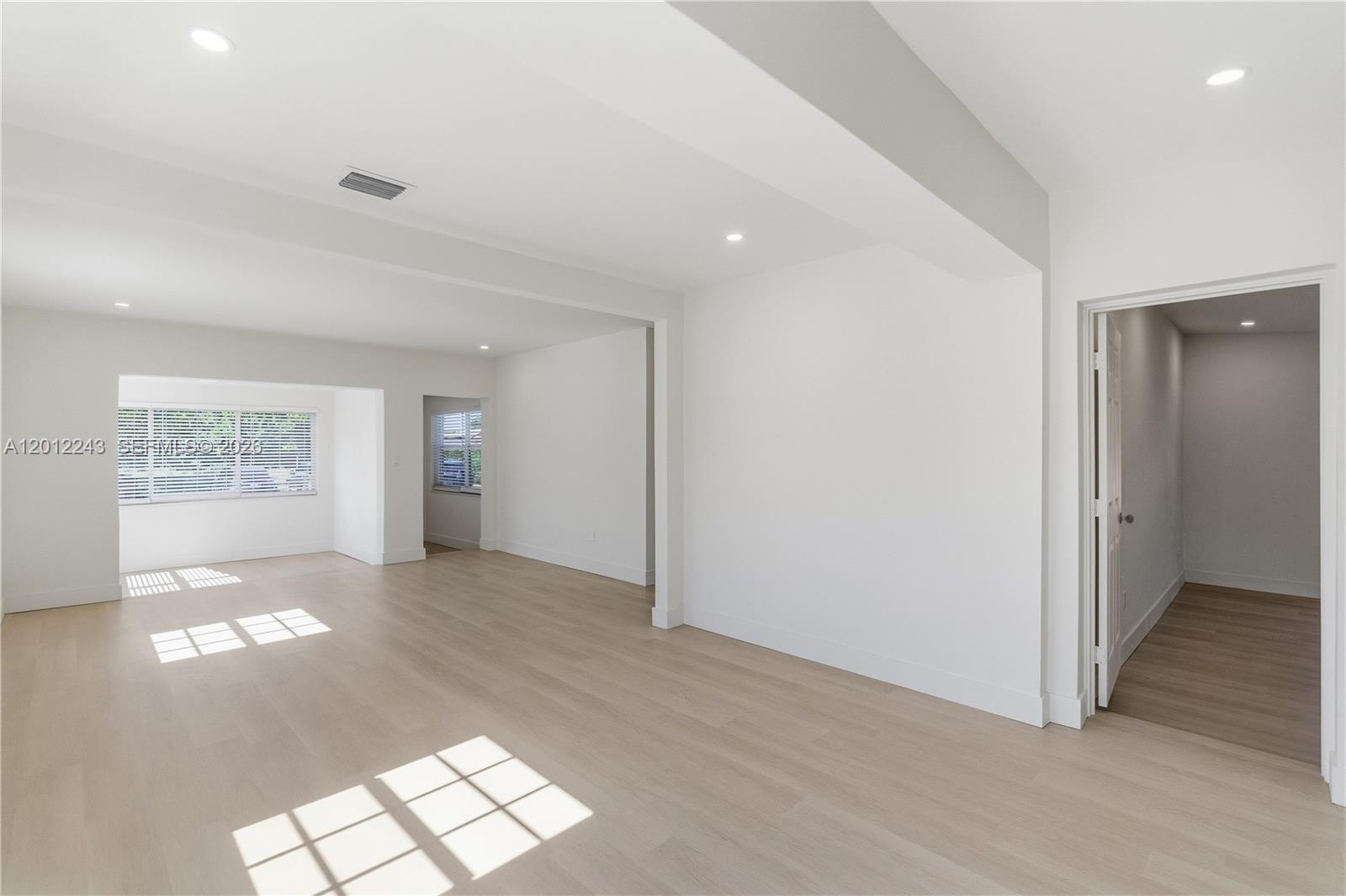 PALM AVE HIGHLANDS - Residential