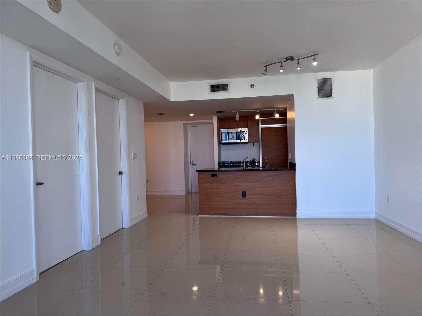 50 Biscayne Blvd 2507