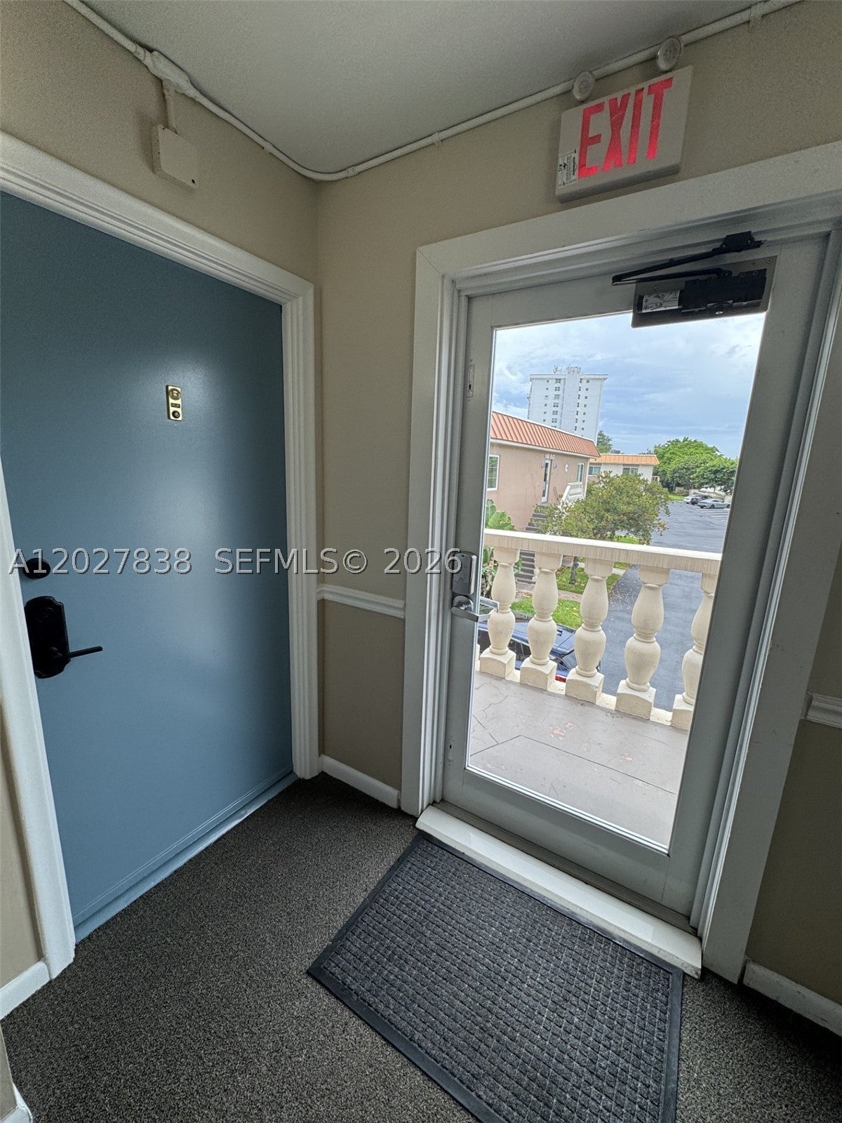 1950 N Andrews Ave 205D