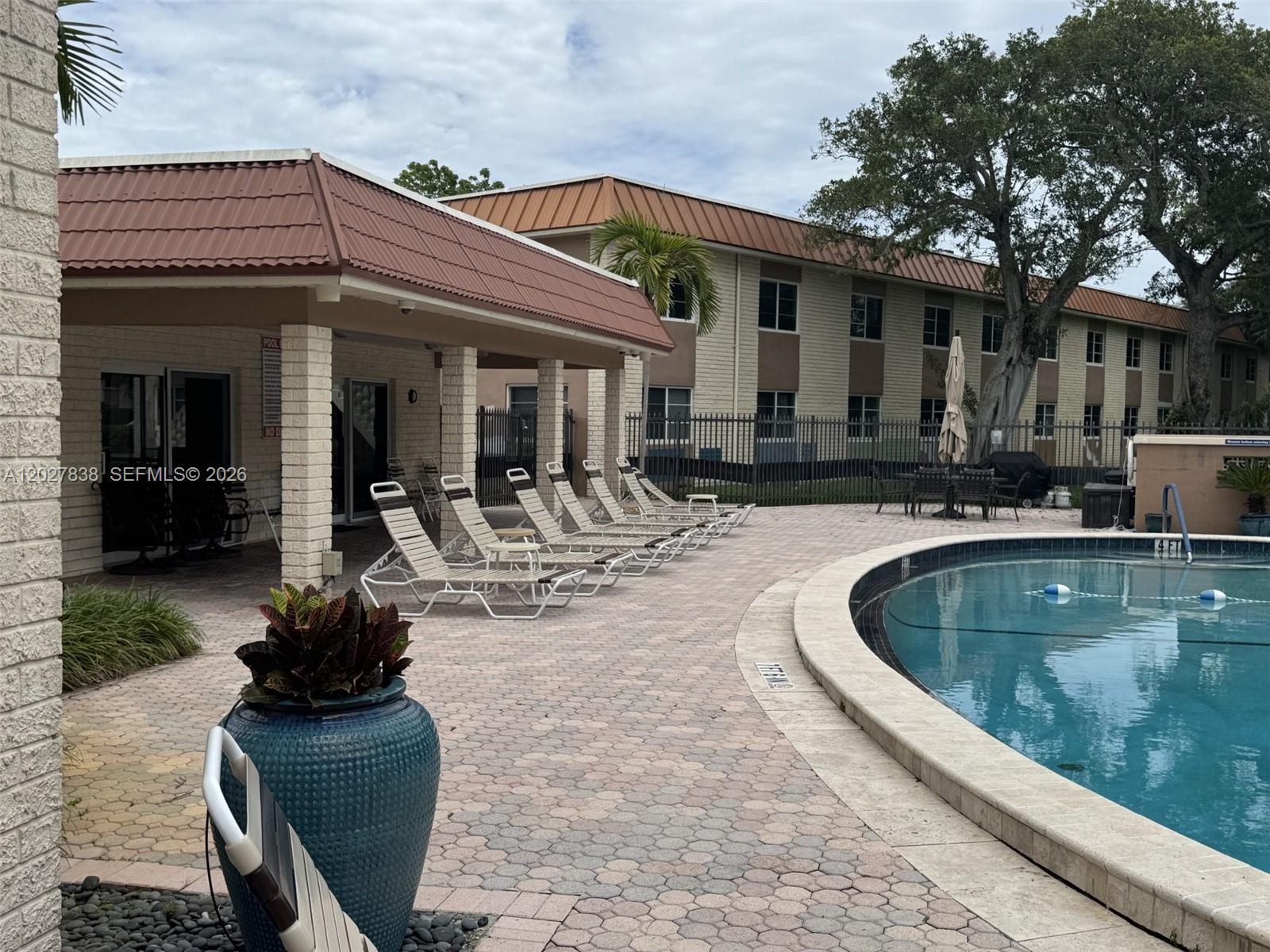 MANOR GROVE VILLAGE ONE I - Residential