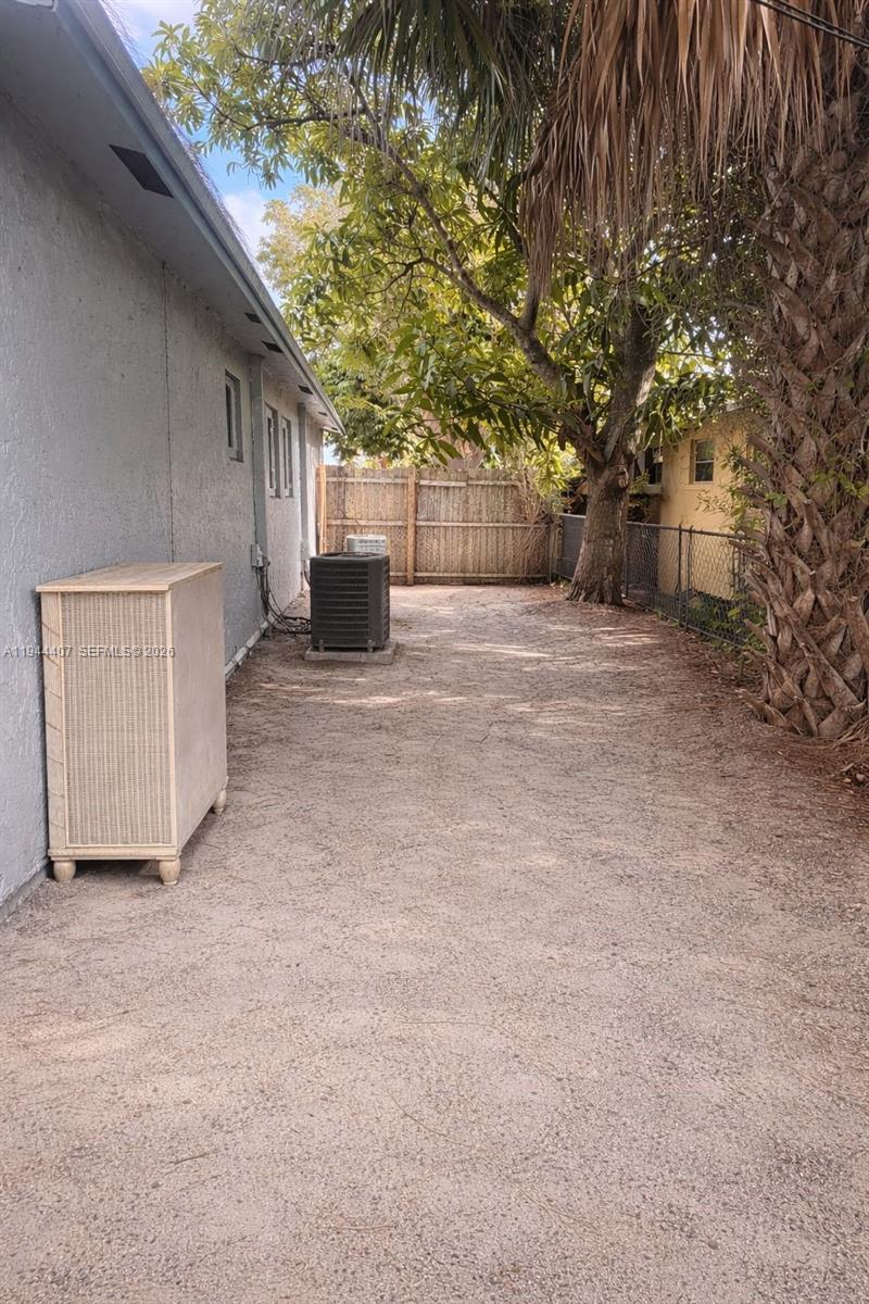 WASHINGTON PARK FOURTH AD - Residential Income