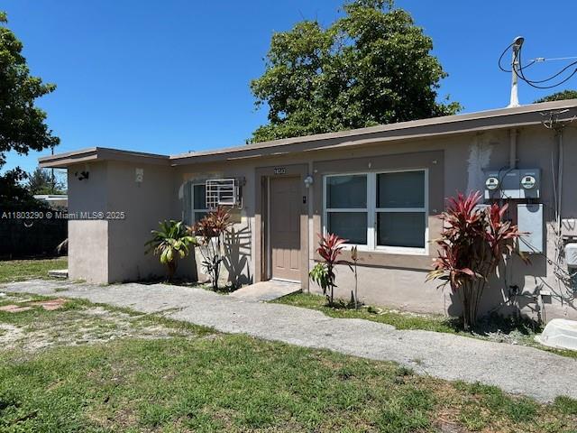 10312 Sw 175th St, Miami, Broward County, Florida - 2 Bedrooms  
1 Bathrooms - 