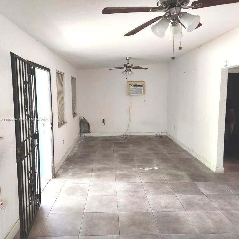 1461 NW 2nd Ct