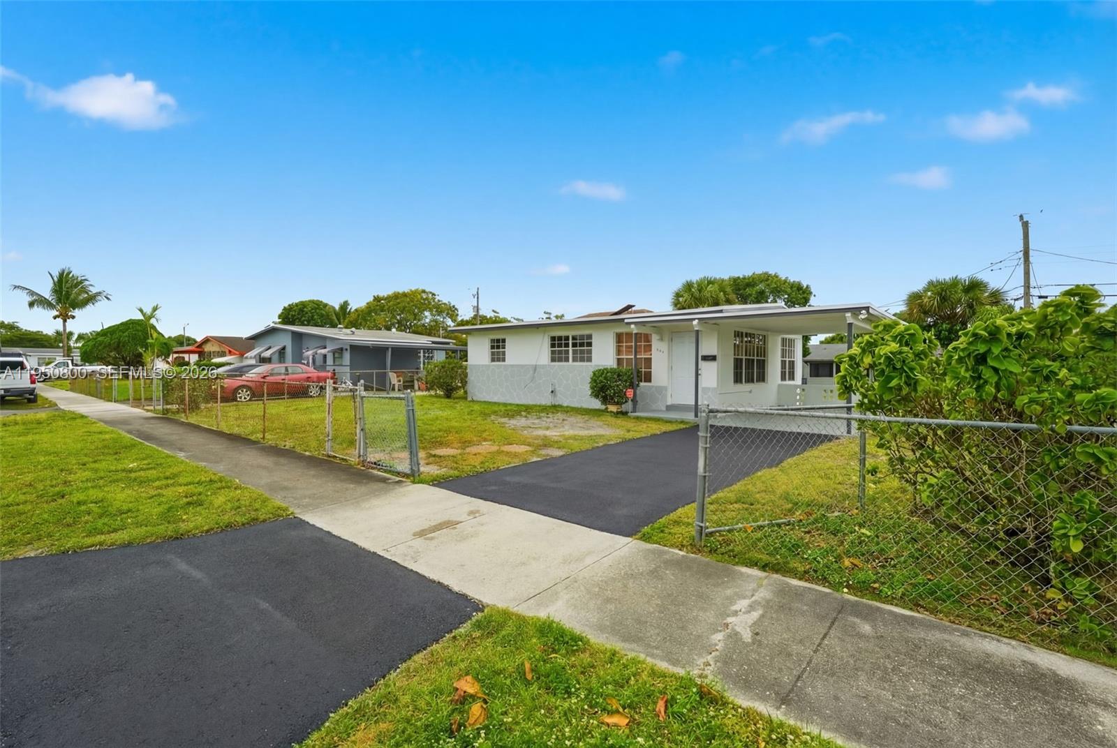 LAKE AIRE ESTATES - Residential