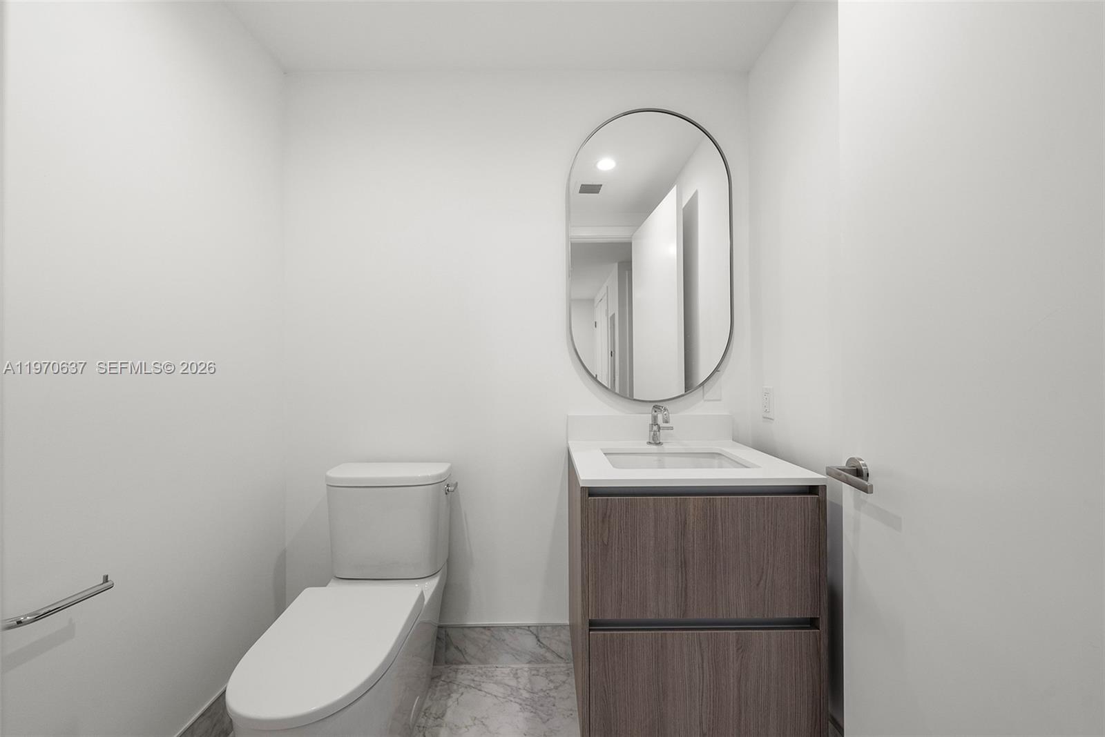 LA BAIA BAY HARBOR ISLANDS - Residential