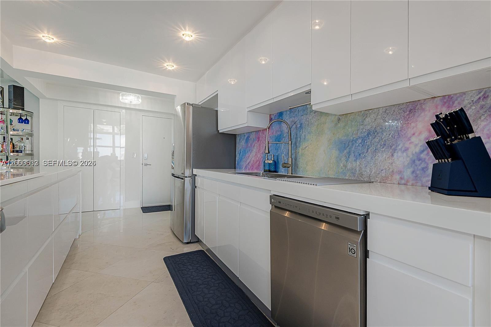 2301 S Ocean Dr 2003