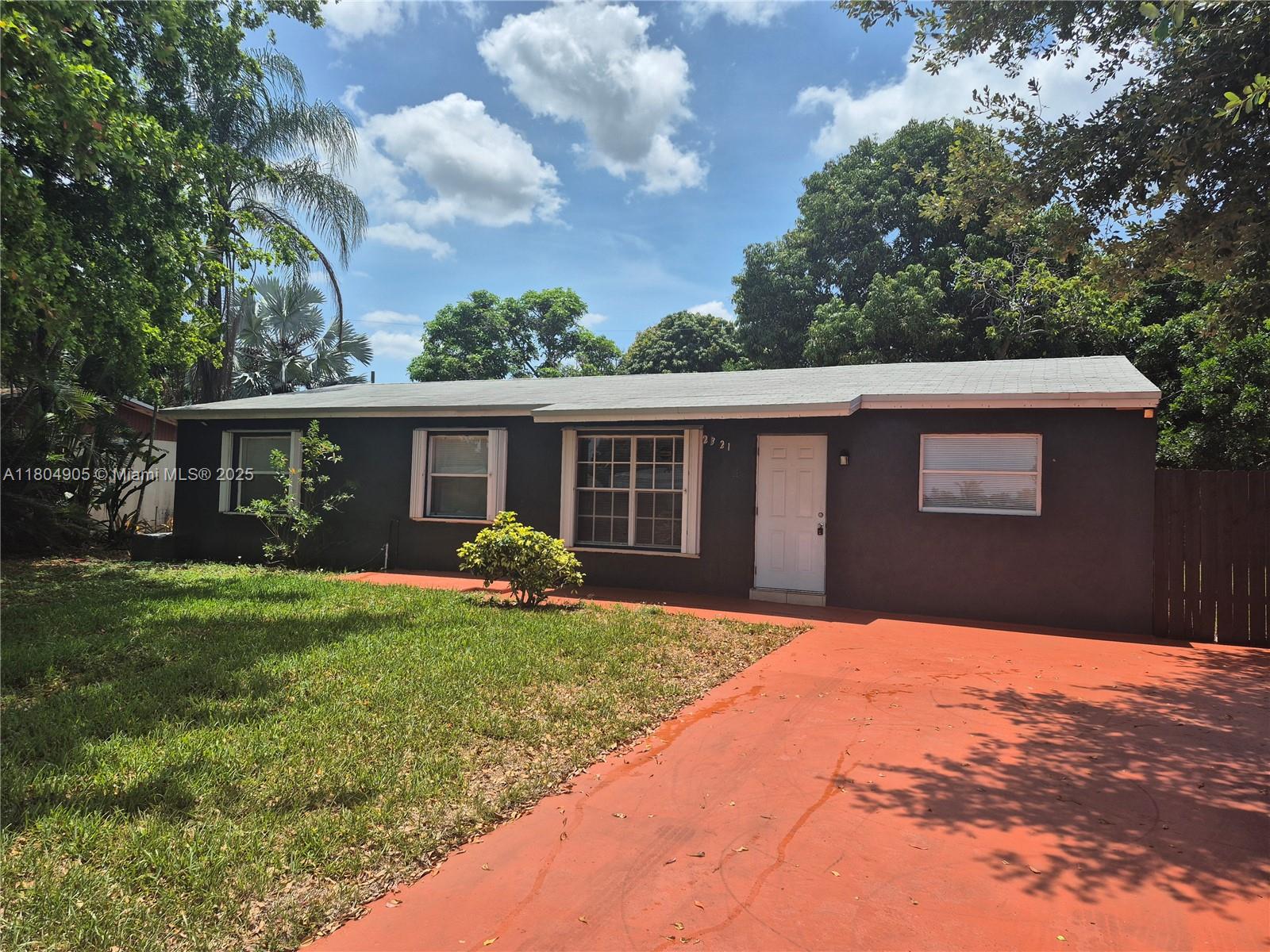 2321 SW 43rd Way