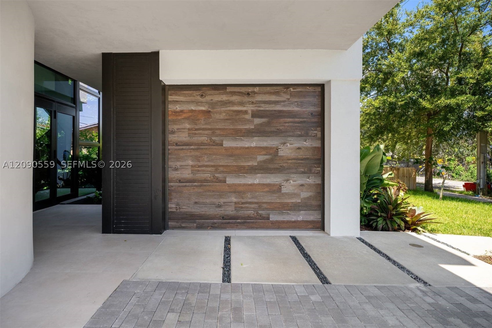3310 Elizabeth Street