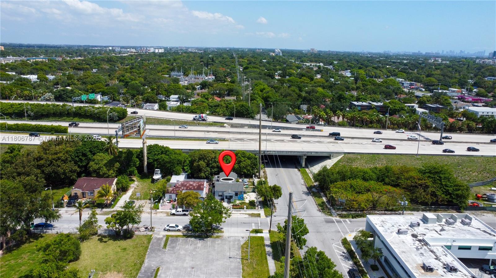301 NW 37th St