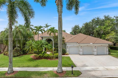 Photo of 2499 Princeton Ct, Weston, FL 33327 (MLS # A12055671)