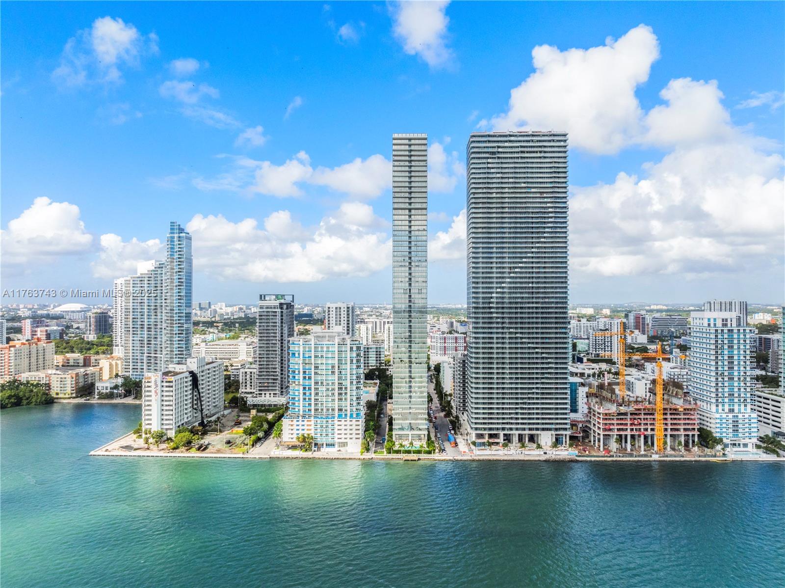 ELYSEE - Residential Lease