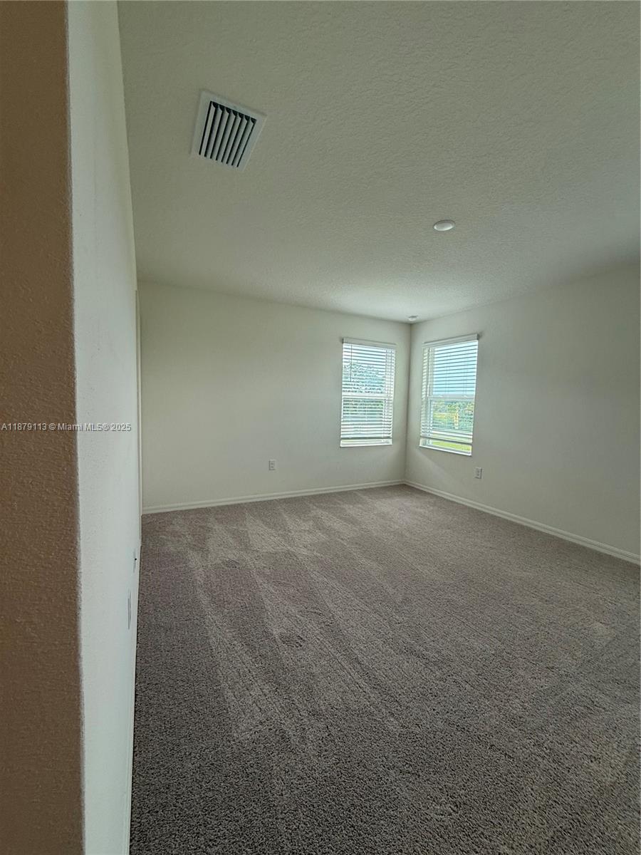 RESERVE AT FOREST LAKE - Residential Lease