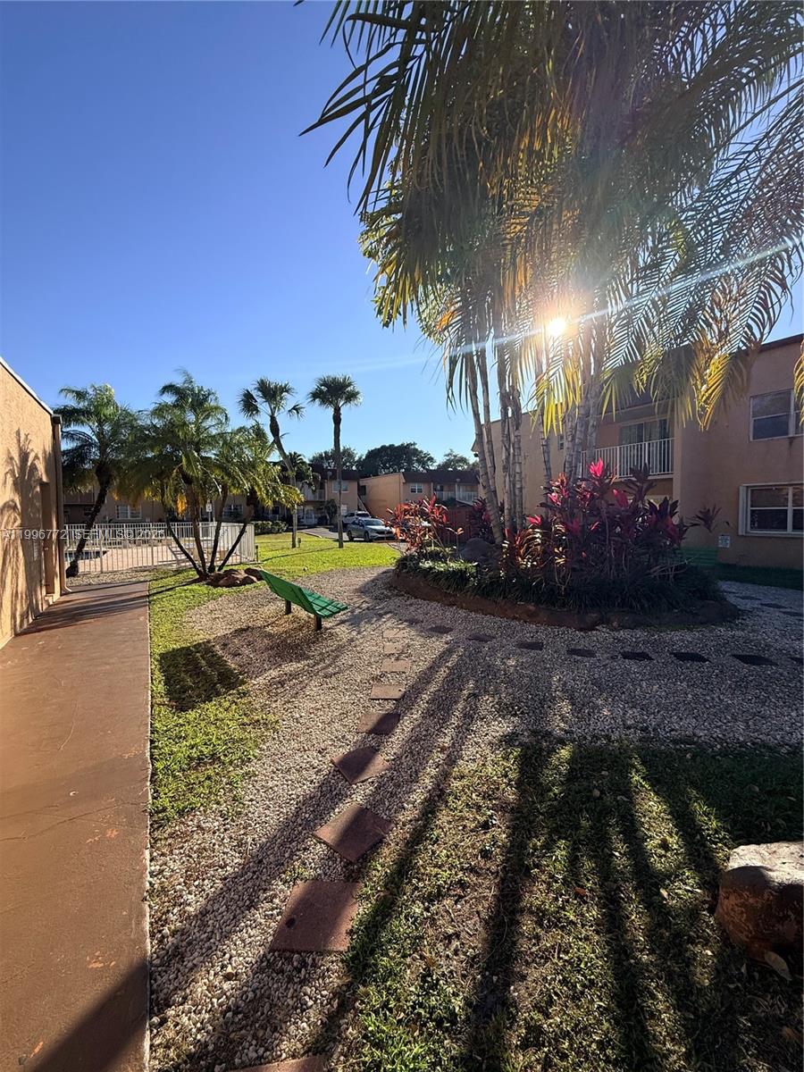 PUERTA DEL SOL CONDOMINIUM - Residential