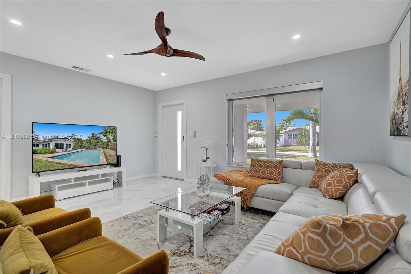 MARY-KNOLL - Residential