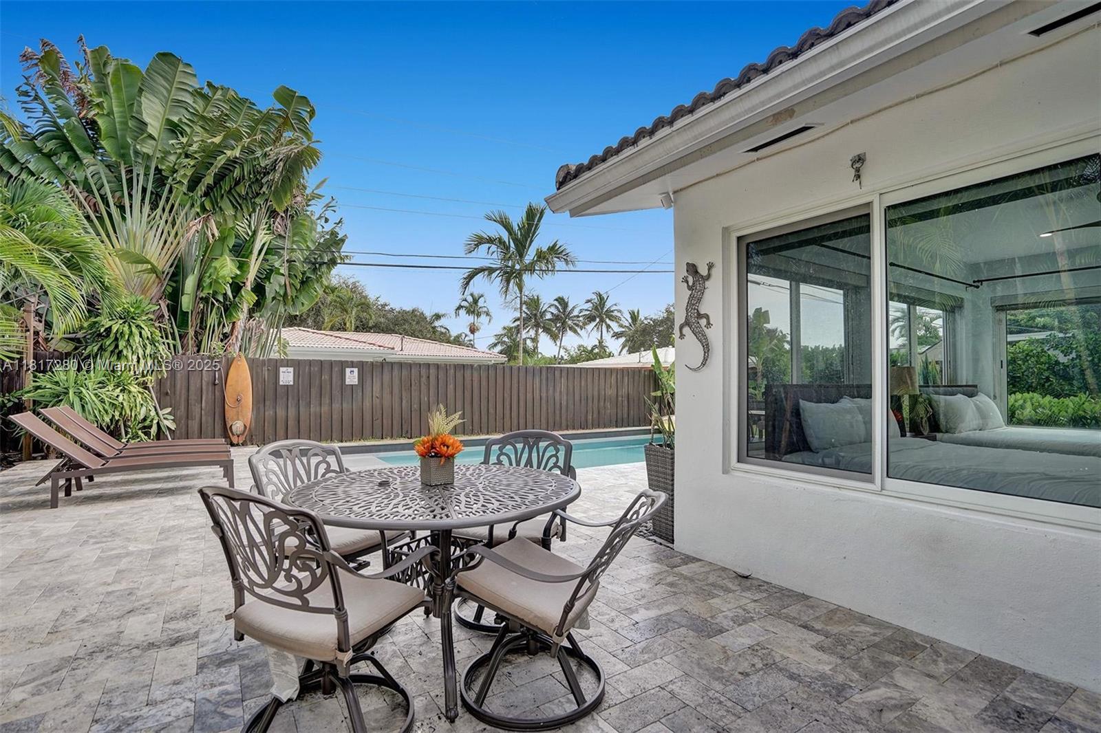 MARY-KNOLL - Residential